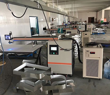 廣告焊字機